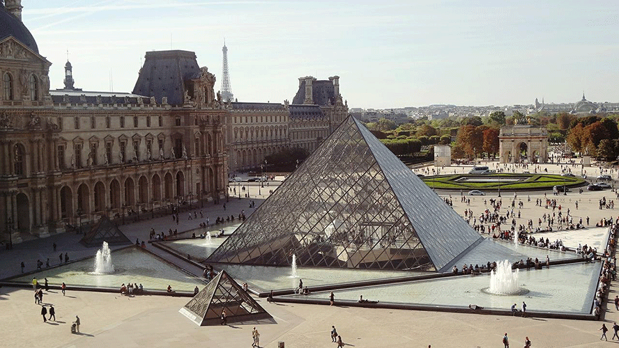 louvre-pyramid